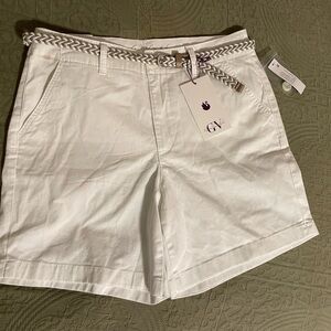 Gloria Vanderbilt White Shorts